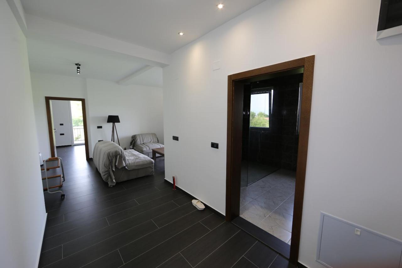 Villa Goriza Prestige โอครีด ภายนอก รูปภาพ