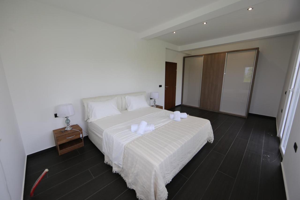Villa Goriza Prestige โอครีด ภายนอก รูปภาพ